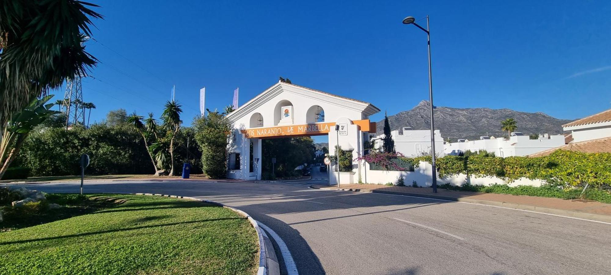 4 Bed House With Pool Walk To Puerto Banus Fast Internet Villa Marbella Bagian luar foto
